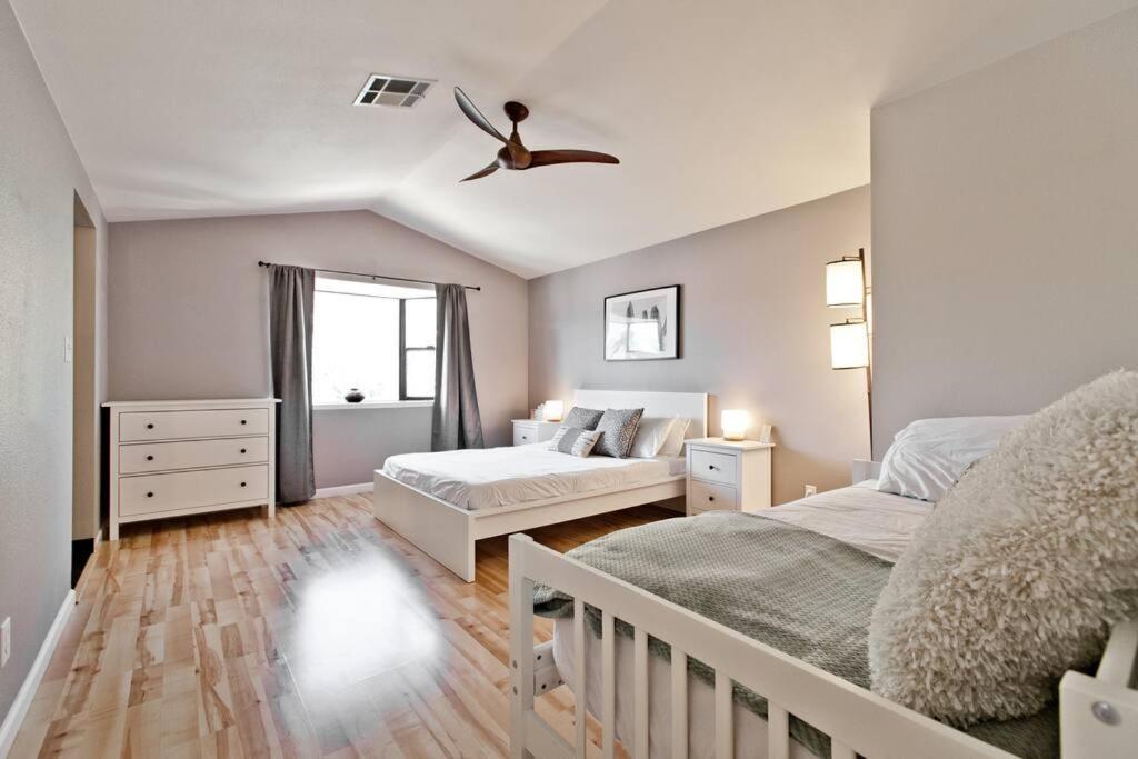 Villa Bright, Modern 4Br With Beautiful Backyard & Pool! Las Vegas Exterior foto